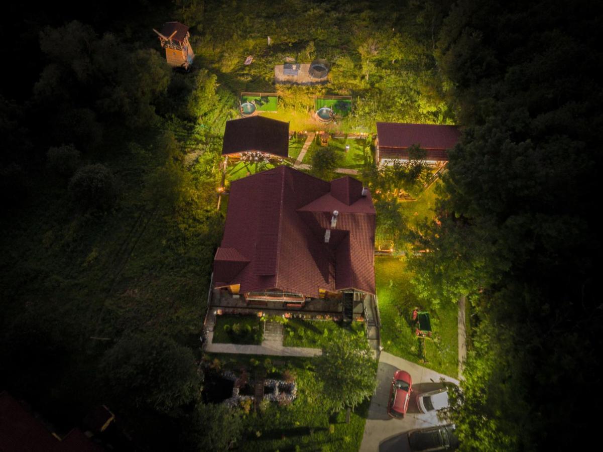 Pensiunea La Maria Lu' Sandoiu Hotel Poenari Exterior foto